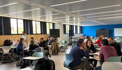 APRENDIZAJE ENTRE IGUALES. TÉCNICAS Y METODOLOGÍAS COOPERATIVAS.