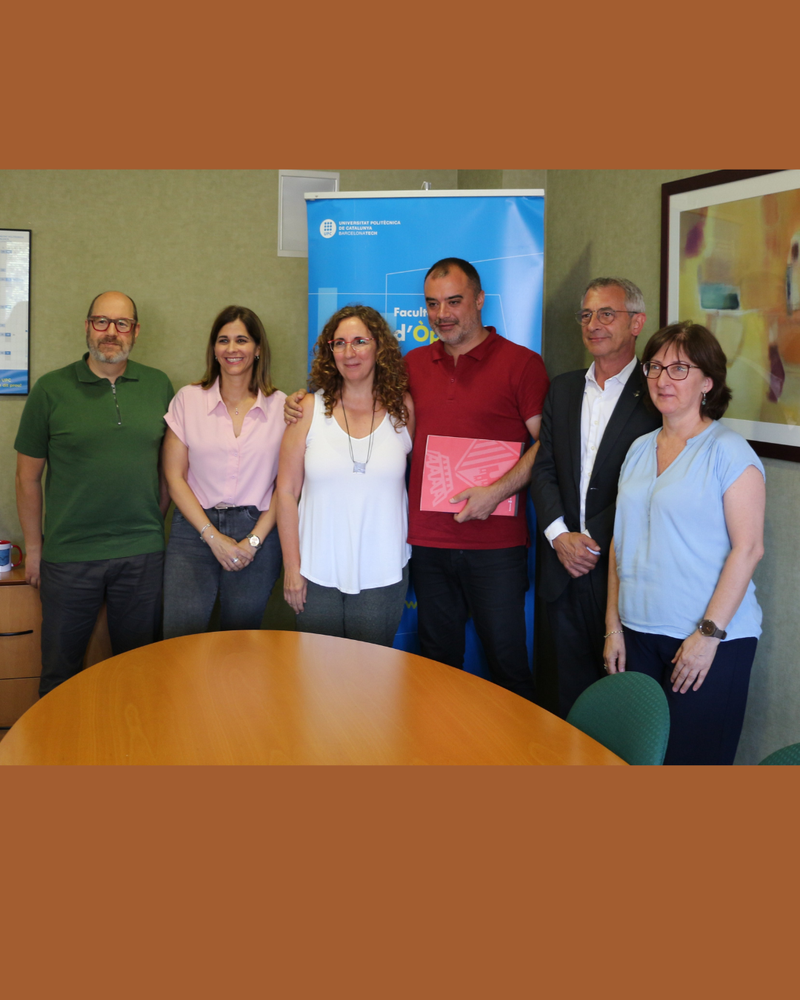 El alcalde de Terrassa, Jordi Ballart, visita la Facultad de Óptica y Optometría y el Centro Universitario de la Visión