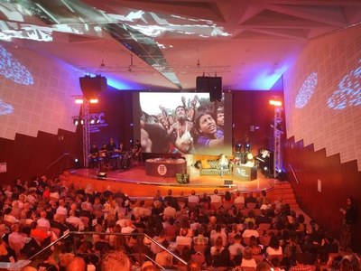 Bernat Armangué, premi Pulitzer 2023 de fotografia, inaugura el curs a la UPC